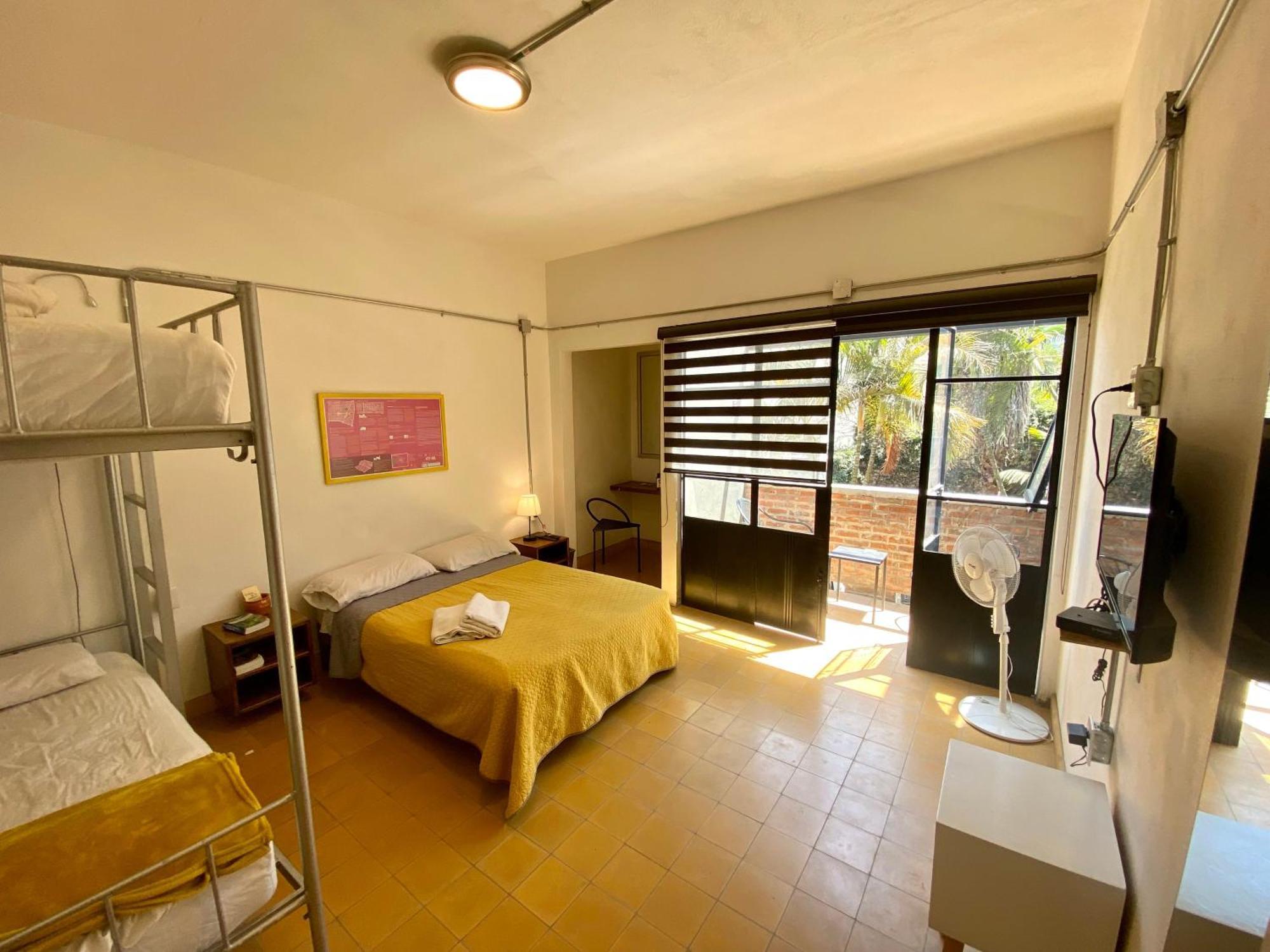 Hostel Hospedarte Chapultepec Гвадалахара Екстер'єр фото
