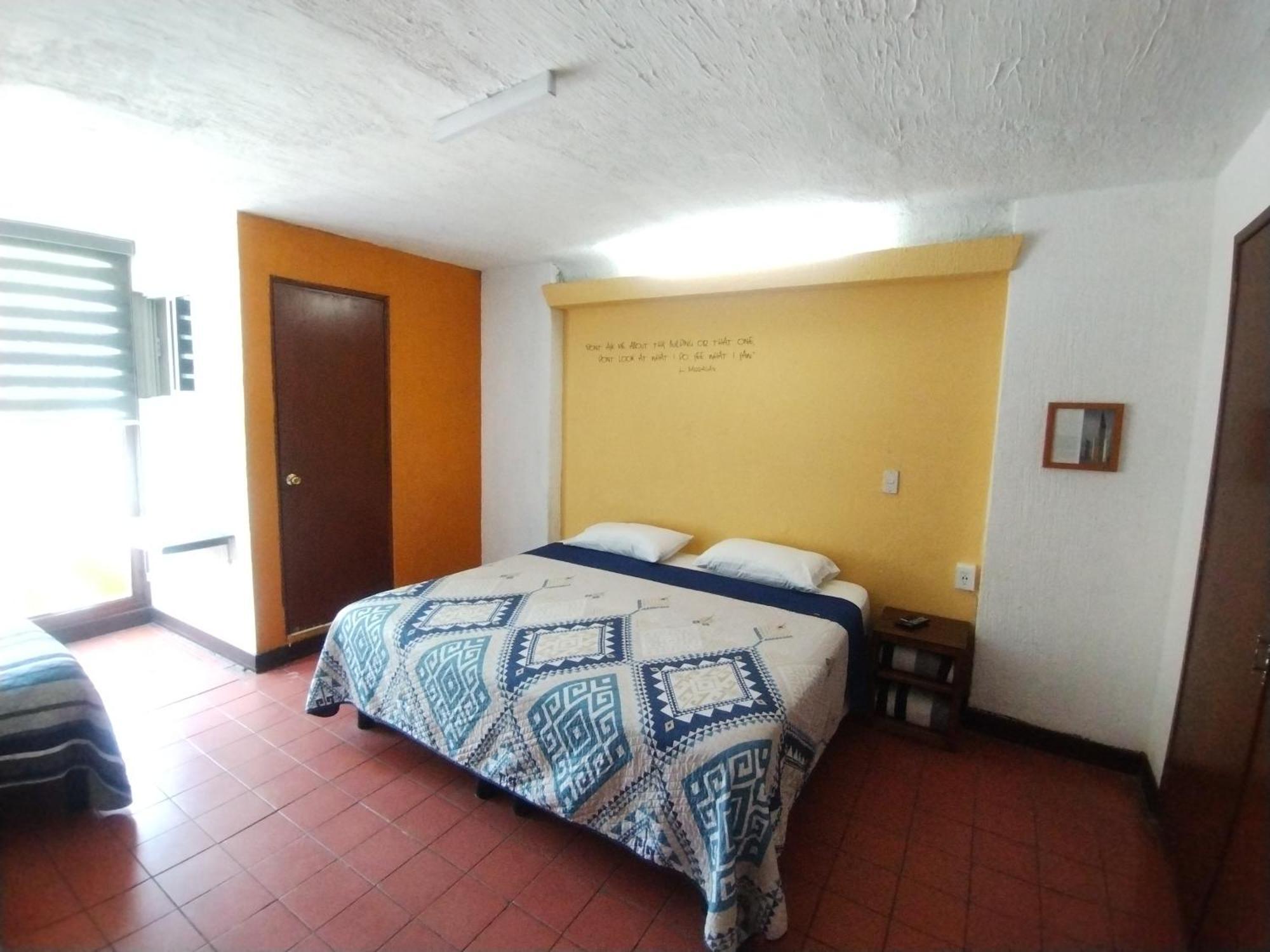Hostel Hospedarte Chapultepec Гвадалахара Екстер'єр фото